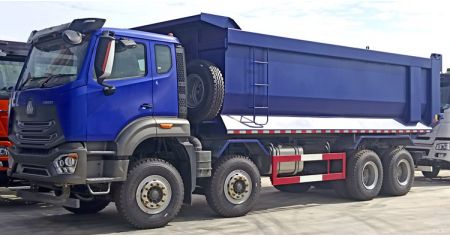 New Model Sinotruk Howo 8x4 Dump Truck will be sent to Namibia